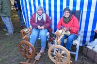 Den Damen konnte beim Spinnen zugschaut werden.