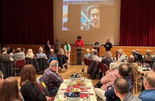 Immanuel Bär zeigte auf, dass es Cyberkriminellen manchmal „sehr einfach“ gemacht wird an sensible Daten heranzukommen.