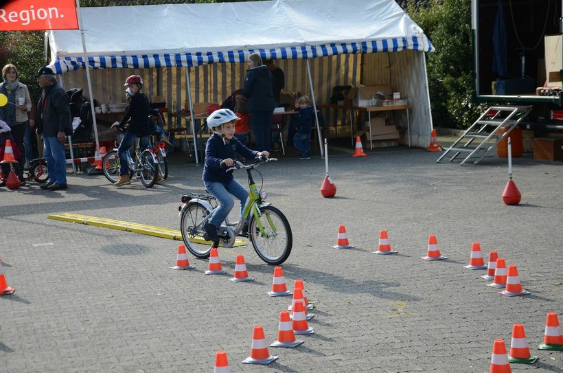 Die Kleinsten konnten sich in Geschicklichkeit versuchen...