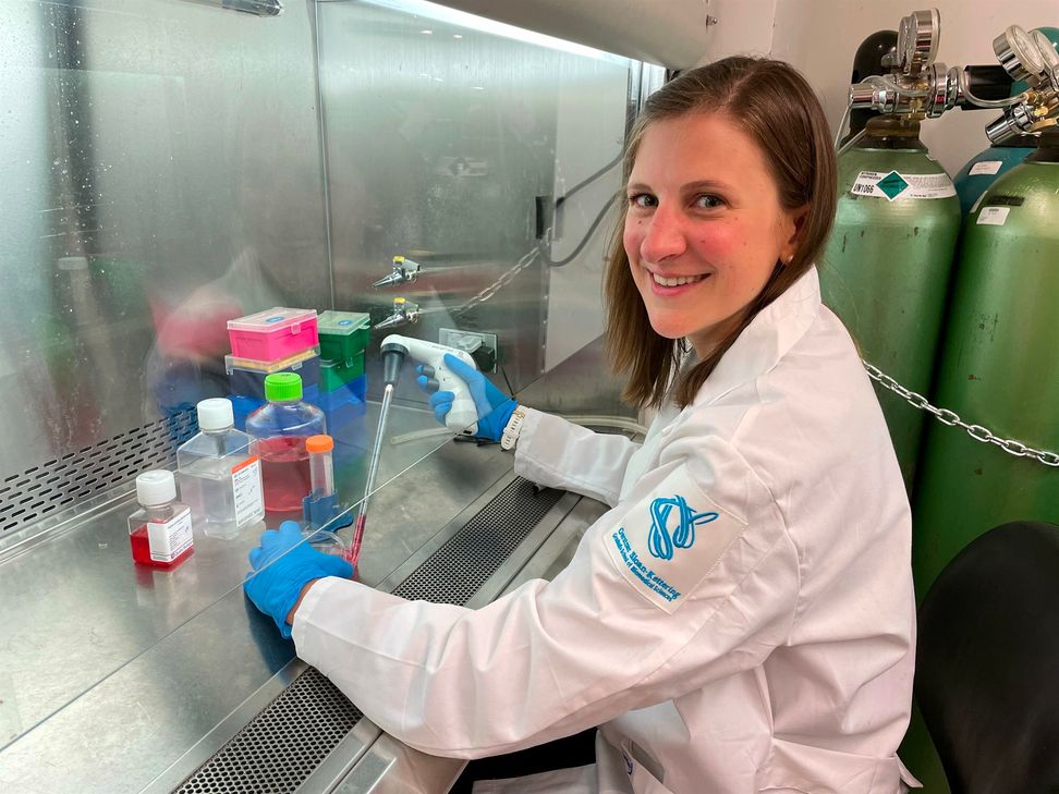 Mit ihren Studien möchte Dr. Stella Paffenholz das Bewusstsein dafür schärfen, mehr Forschungsgelder in die Erforschung von Krankheiten, die vor allem Frauen betreffen zu investieren.