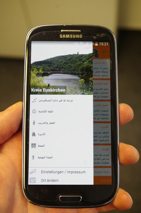 So sieht die neue App für den Kreis Euskirchen aus. In diesem Fall ist die Sprache Arabisch. Foto: Mager