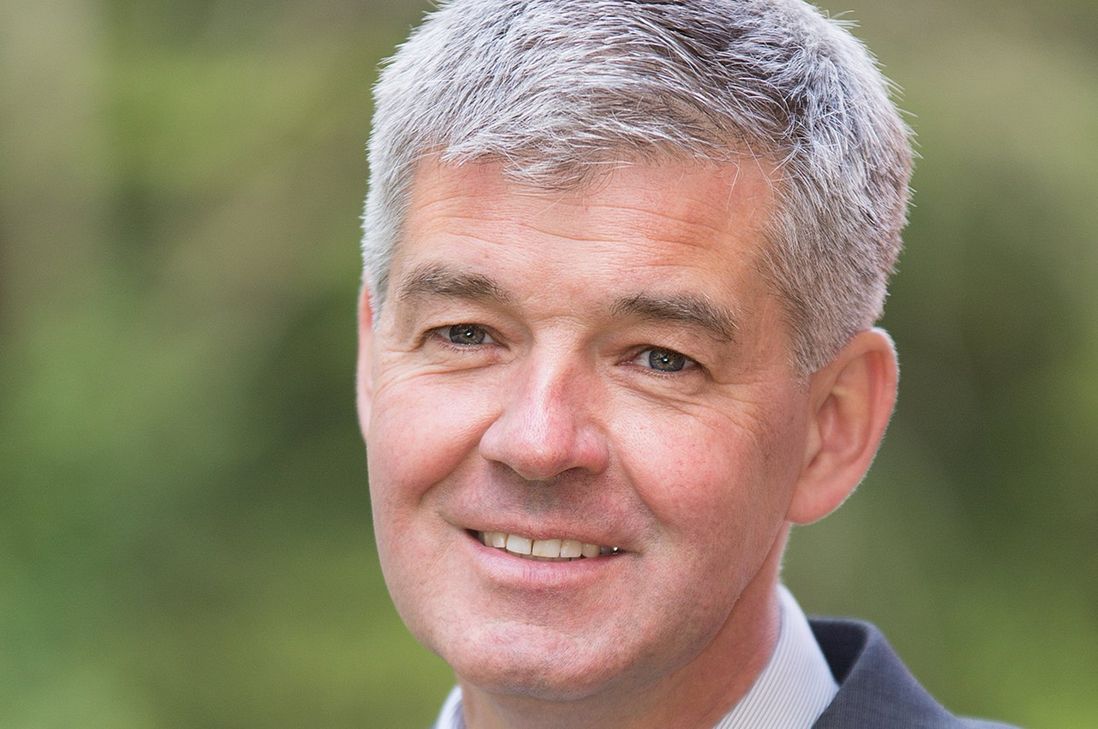 Dr. Matthias Schneider