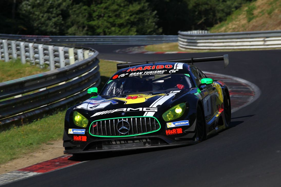 Am Ende war der Haribo-Mercedes wieder siegreich. Foto: H. Elis/www.racepix.eu