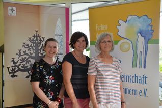 Auf „Lauf für Leben“ freuen sich (v. l.) Anna Szewczyk, stellv. Hospizleiterin Aenne Wimmers Hospiz, Petra Boch, TUS Horn e. V. und Erika Görhardt, 1. Vorsitzende Ambulante Hospizgemeinschaft Hunsrück-Simmern e. V.