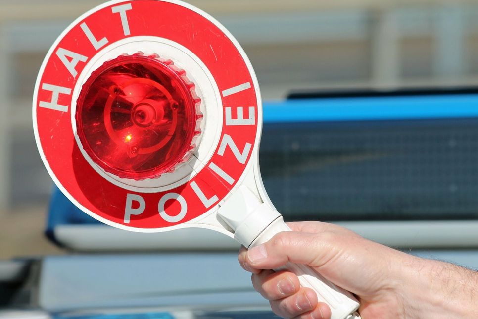 Die Polizei sucht Zeugen einer möglichen Straßenverkehrsgefährdung auf der L113 bei Polch.