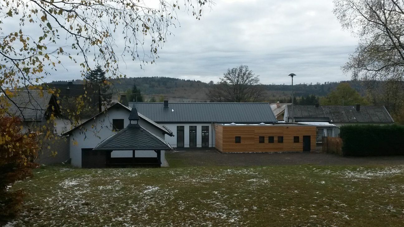Der neue Anbau an der rückwärtigen Seite des Muhler Bürgerhauses, der neuen Nationalpark-Service-Station. Foto: Schmieder
