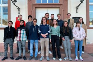 Über 1000 Jugendliche sind zur Wahl ihrer Vertretung aufgerufen und können aus 26 Bewerbern für die 12 Sitze wählen. Mit vielen der Bewerbern fand am nun ein Vortreffen statt.
