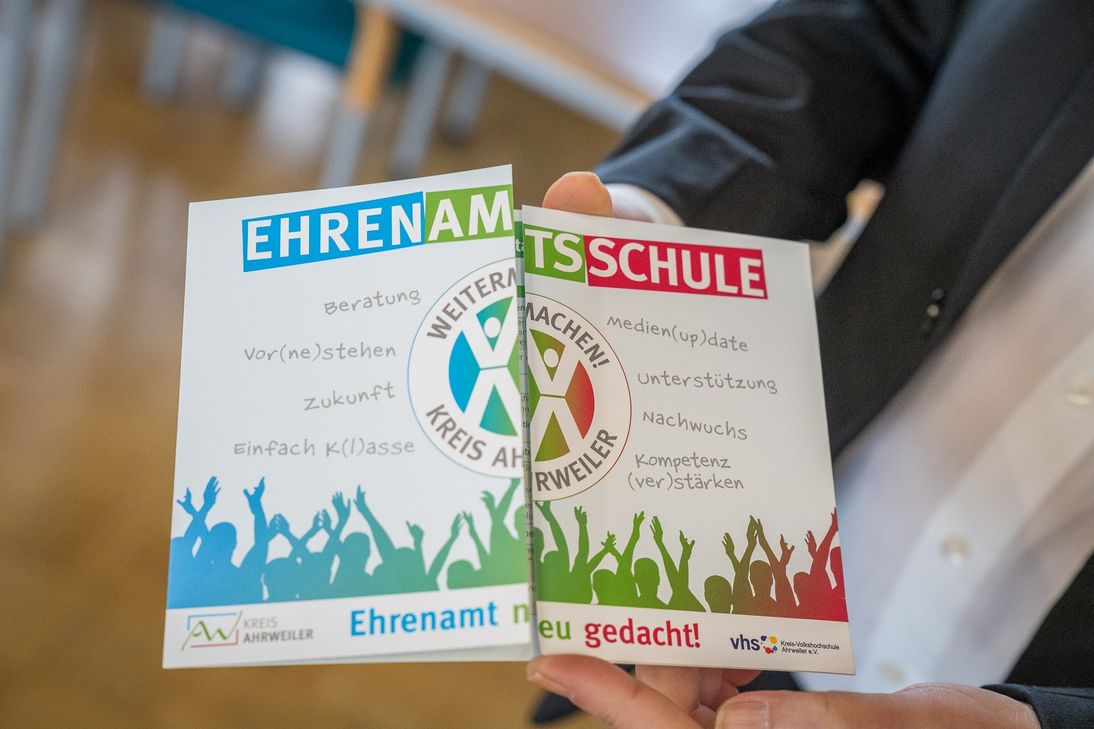 Bundesweit einzigartig: Die neu gegründete Ehrenamtsschule im Kreis Ahrweiler bietet Vereinen und Initiativen eine kostenlose Qualifizierungsmaßnahme an. Foto: Kreisverwaltung Ahrweiler