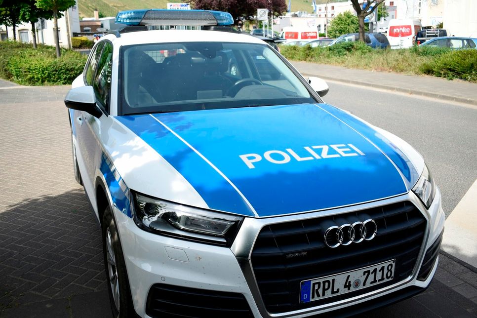 Polizeifahrzeug aus Rheinland-Pfalz