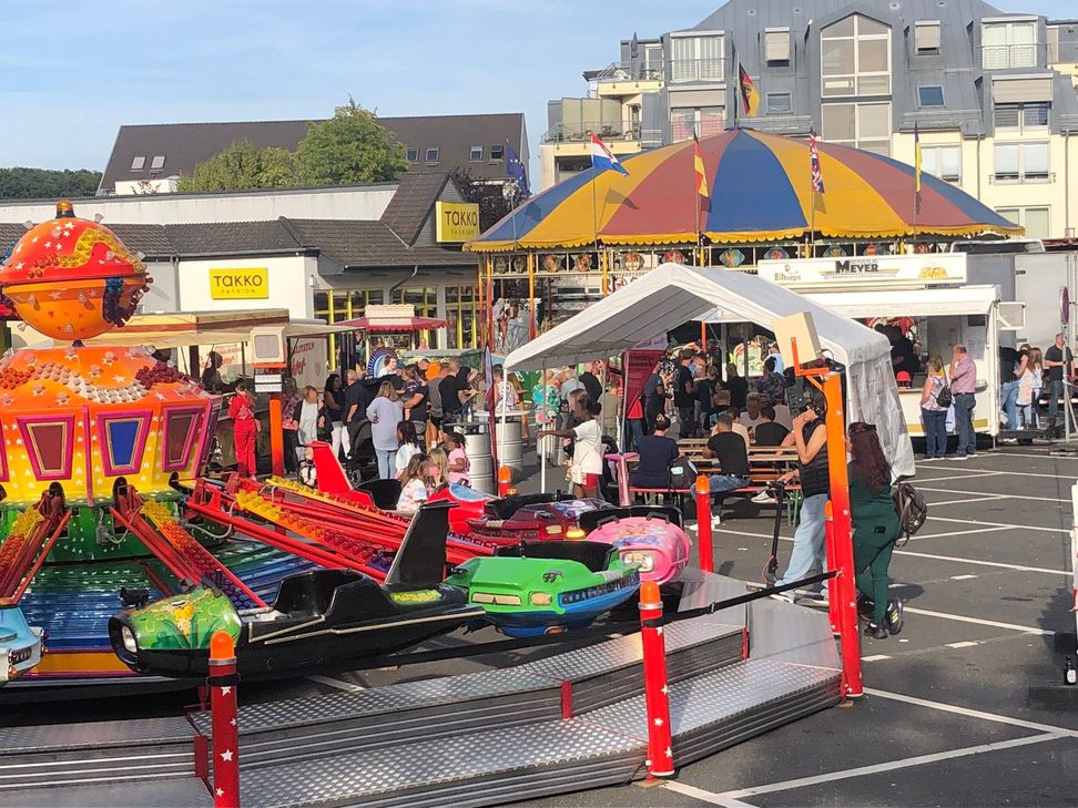 Die Umgestaltung der Innenstadt mit dem Abriss des Takko-Marktes sorgt für Platzprobleme. Weil Alternativflächen Mangelware sind, muss die Maikirmes ausfallen.
