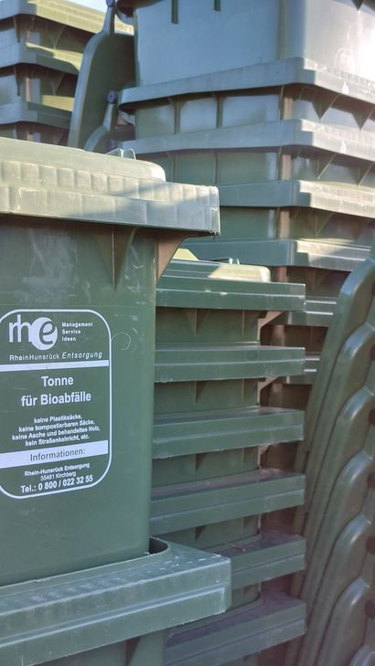 Bei der  Rhein-Hunsrück Entsorgung (RHE) geht auch nach Verschärfung der Verordnung Aufklärung vor Strafe. Erst Wiederholungstätern drohen Bußgelder.