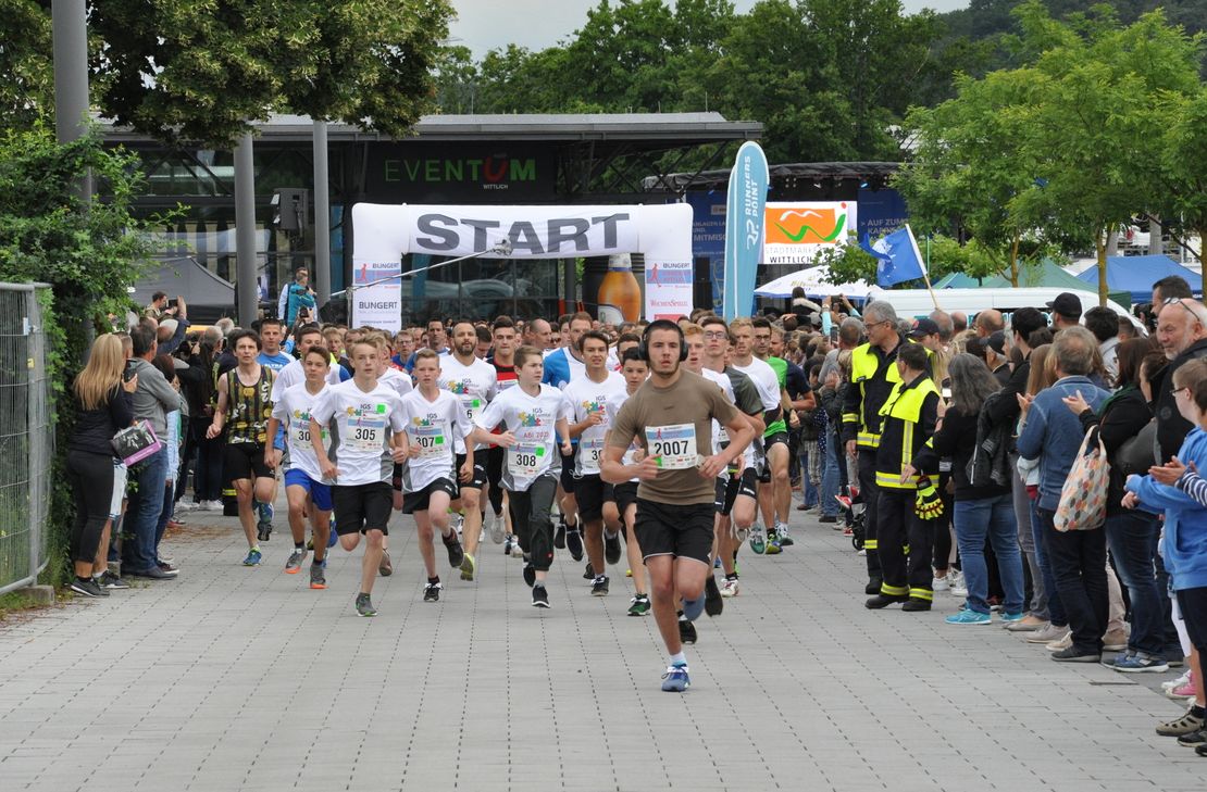 Zieht Laufbegeisterte aus der ganzen Region an: Der Bungert Firmenlauf Wittlich präsentiert vom Wochenspiegel geht in diesem Jahr in seine 8. Auflage. Anmeldungen sind schon möglich.