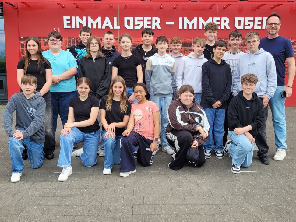 Die Klasse 7a der Kurfürst-Balduin-Realschule plus Kaisersesch erlebte in der MEWA-Arena in Mainz einen spannenden und lehrreichen Tag rund um das Thema Gesundheit.