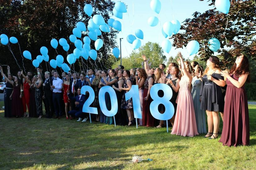 Die Schulen öffnen wieder - zunächst für angehende Abiturienten und andere Abschlussprüflinge. Ob es solche Abiturfeiern geben wird, bleibt hingegen offen. Foto: Franziskus-Gymnasium Vossenack