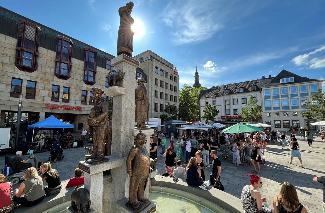 Zum Saisonabschluss lädt "Weinland Nahe" am morgigen Donnerstag zum Vereinsfeierabendmarkt auf den Kornmarkt.