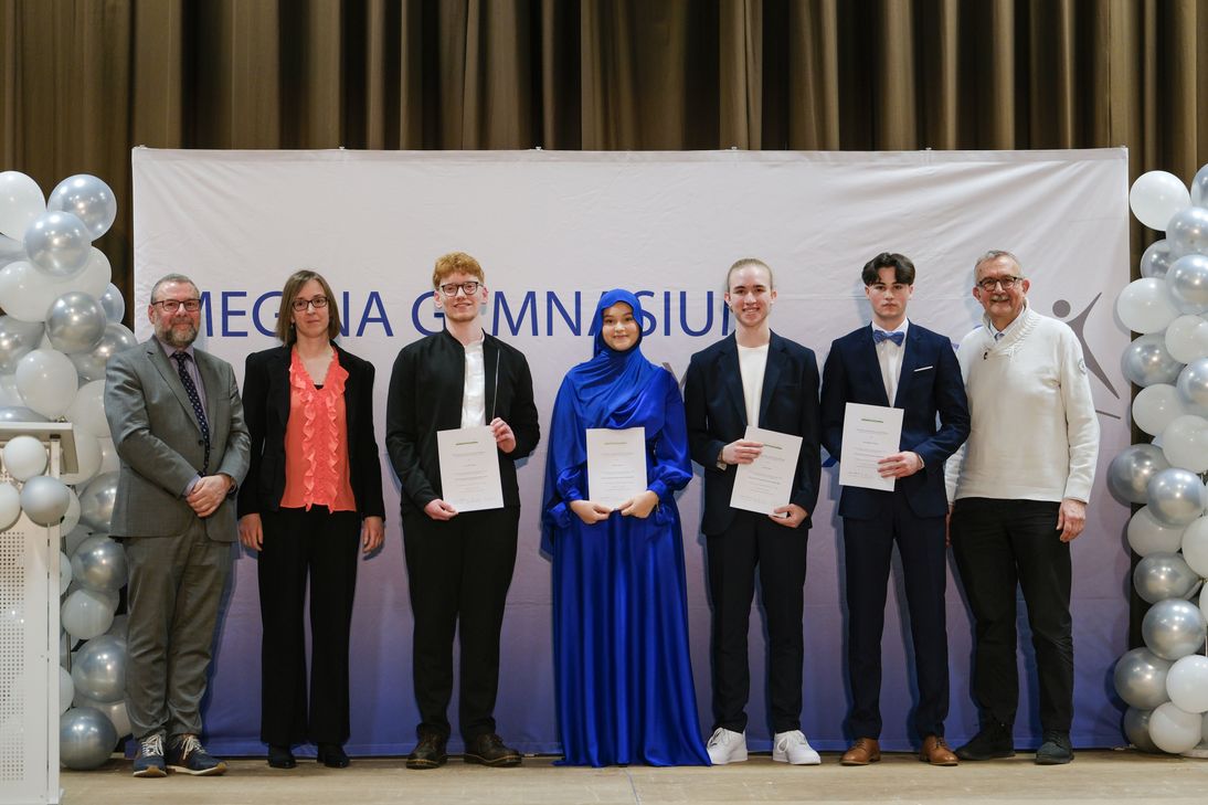 Levin Lukas, Aisha Arnaout, Leander Dani und Tim Valentin wurden ausgezeichnet.