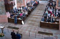 Der Zweckverbandsvorsdtand eröffnet den Festakt in der Liebfrauenkirche.
