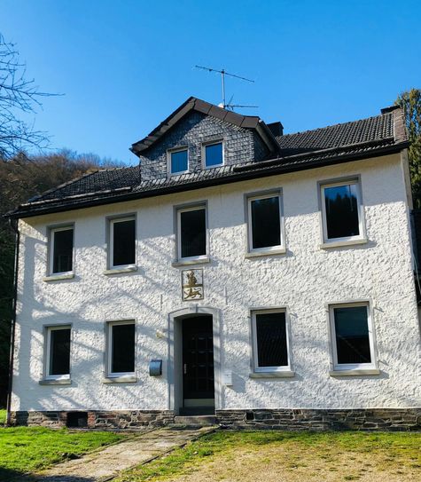 Dieses alte »Herrenhaus« in Simonskall wird zum neuen Domizil für Feriengäste. Fotos: Landhotel Kallbach