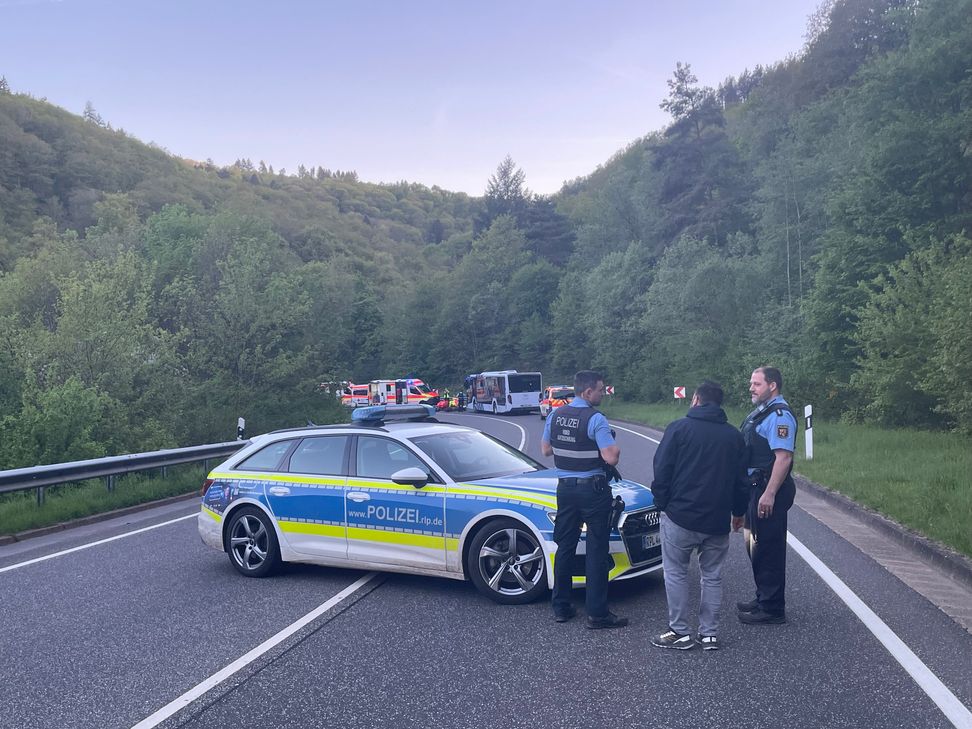 Die B 258 zwischen Cochem und Faid ist aktuell voll gesperrt.