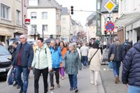 Aussteller und Organisatoren des Beda-Marktes und der Frauen- und Lifestylemesse sind zufrieden. Auch am zweiten Tag mit verkaufsoffenem Sonntag herrschte in Bitburg Volksfeststimmung.