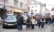 Aussteller und Organisatoren des Beda-Marktes und der Frauen- und Lifestylemesse sind zufrieden. Auch am zweiten Tag mit verkaufsoffenem Sonntag herrschte in Bitburg Volksfeststimmung.