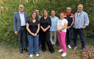 Von links nach rechts: Ulrich Stinner, Judith Pesch, Felix Tölle, Dr. Gwendolin Wanderer, Markus Annen, Doris Hormesch, Hermann-Josef Mayers, Steffen Stutz