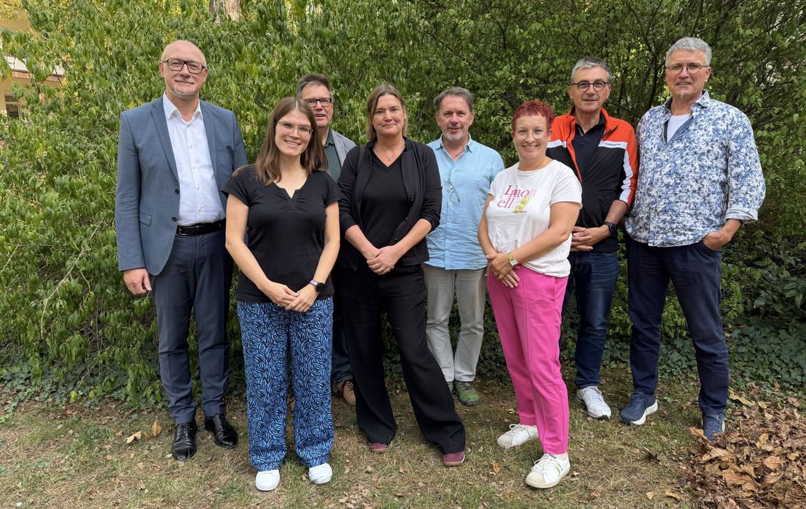 Von links nach rechts: Ulrich Stinner, Judith Pesch, Felix Tölle, Dr. Gwendolin Wanderer, Markus Annen, Doris Hormesch, Hermann-Josef Mayers, Steffen Stutz