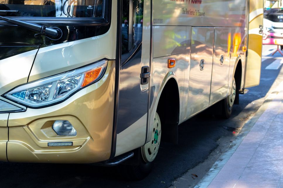 Die Oberbürgermeisterin hat die Entscheidung der Stadtbus GmbH kritisiert, den ÖPNV-Ferienfahrplan auf einen stark reduzierten Samstagsfahrpan umzustellen.