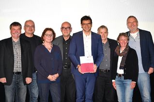 Kulturstaatssekretär Salvatore Barbaro hat in Neustadt den rheinland-pfälzischen Kulturpreis verliehen.