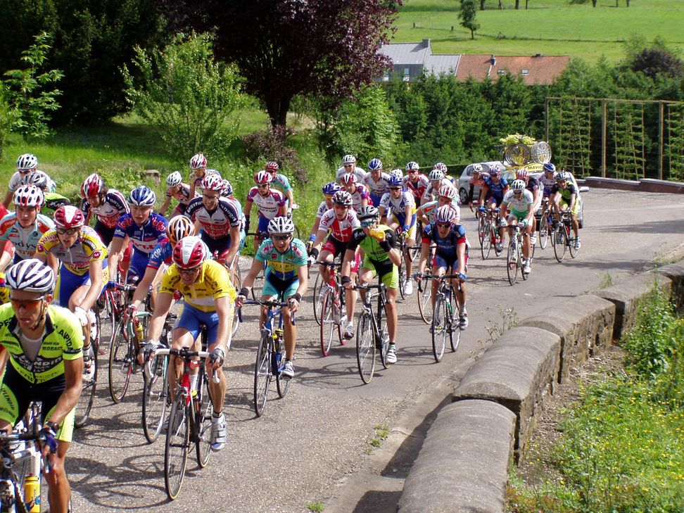 Die Drei-Tages-Fahrt begeistert nicht nur Radsportfreunde in Belgien, sondern auch in der Nordeifel.
