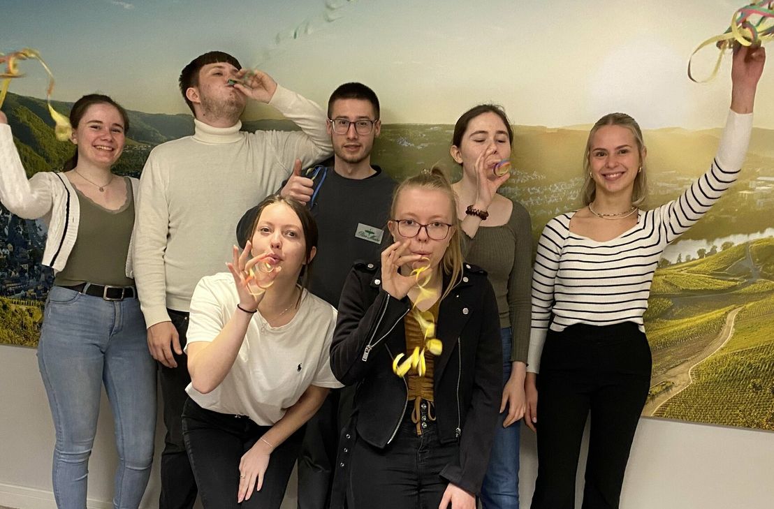 Gute Stimmung bei den Auszubildenden der Peter Mertes KG: Das Unternehmen gehört zu "Deutschlands besten Ausbildungsbetrieben 2024".