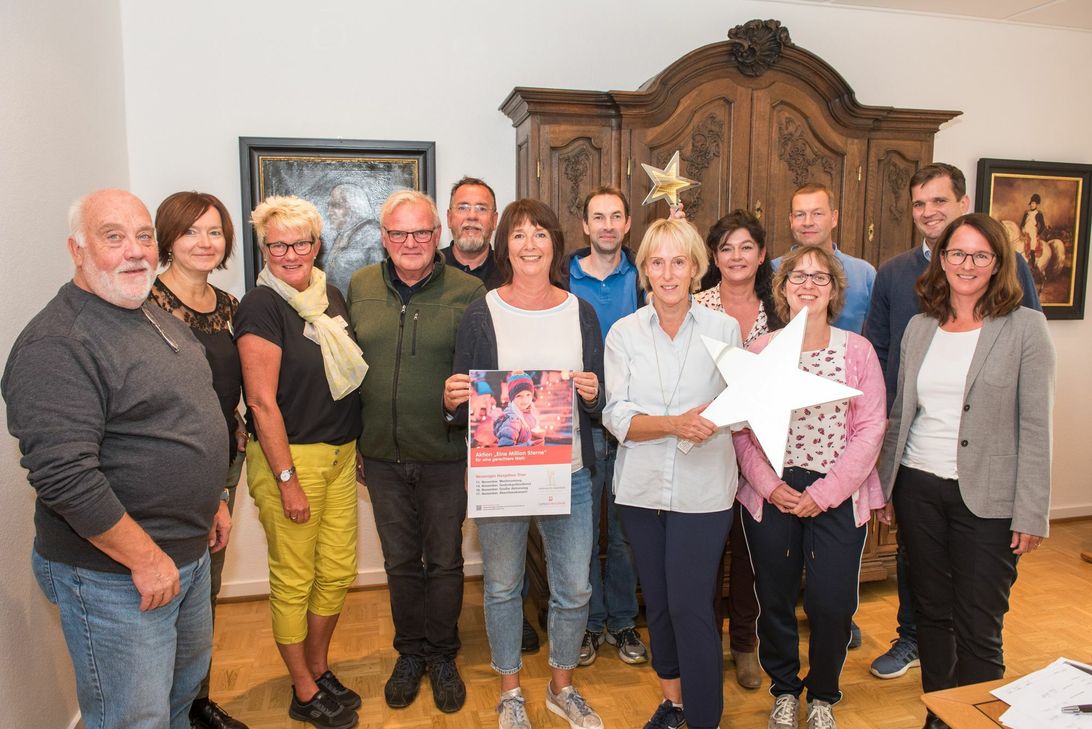 Orgateam: Mit viel Liebe und Freude am Detail hat das Organisationsteam die Veranstaltung "Eine Million Sterne" vorbereitet. Es fehlt auf der Aufnahme Küchenchefin Linda Weyrauch. Alle Fotos: Vereinigte Hospitien Trier
