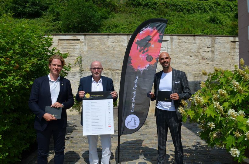 Joseph Moog, Manfred Manns und Johannes Tittel freuen sich auf die hochklassike Konzertreihe des Konz Musik Festivals 2021 (v.l.). Foto: Kreller