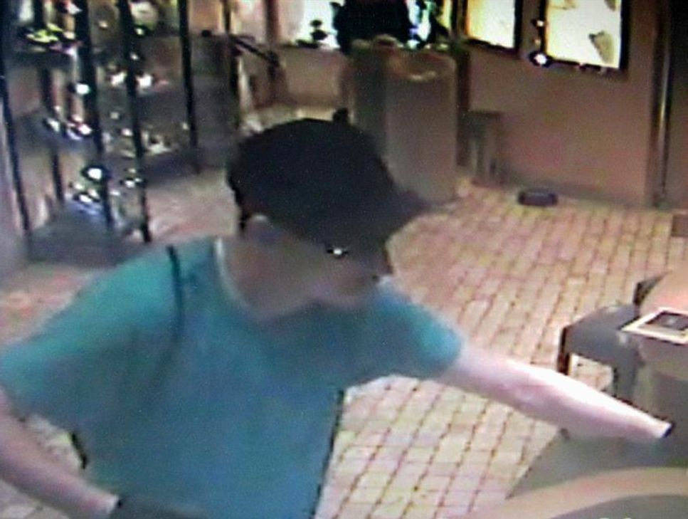 Täter 1 Foto: Polizei