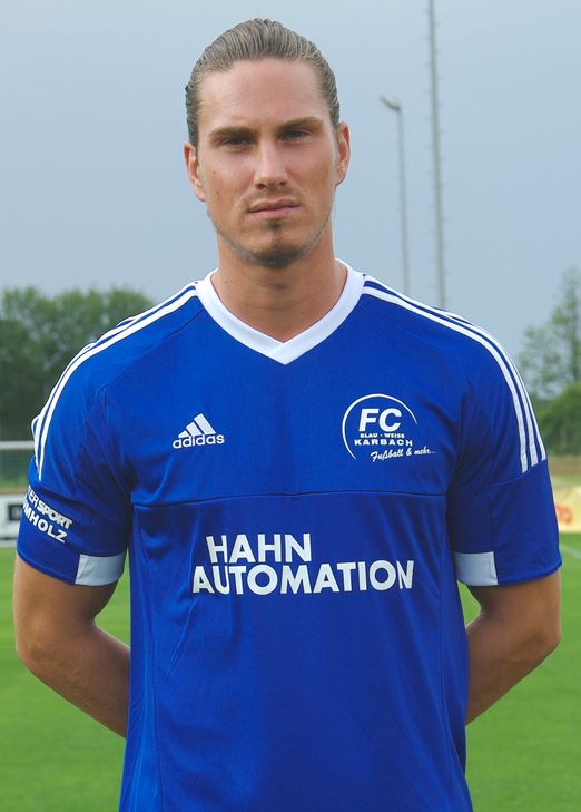 Sören Klappert kommt nach einer langwierigen Verletzung wieder in Form und sicherte mit seinen beiden Toren gegen Gonsenheim den Karbachern einen Punkt. (Foto: Arno Boes)