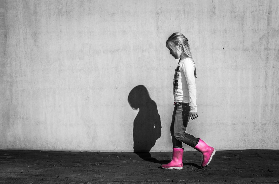 Kinder leiden unter der psychischen Erkrankung ihrer Eltern.