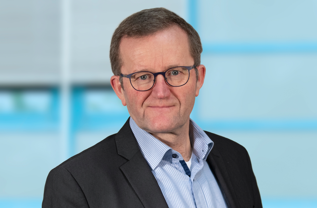 Prof. Dr. Joachim Schild ist für seine herausragenden Leistungen auf dem Gebiet der Europäischen Integration mit einem Jean-Monnet-Lehrstuhl geehrt worden.