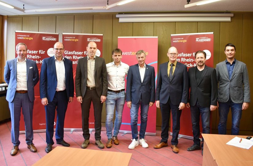 Beim Glasfaser-Ausbau kooperiert der Rhein-Hunsrück-Kreis mit Westenergie und Vodafone.