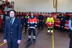 Die Feuerwehren in Stadt und StädteRegion Aachen starten mit der Polizei Aachen eine große Musik-Aktion. Der Song ist ab heute auf Youtube zu sehen, jeden späten Nachmittag erklingt das Lied in den Straßen unserer Region.  Foto: Stadt Aachen