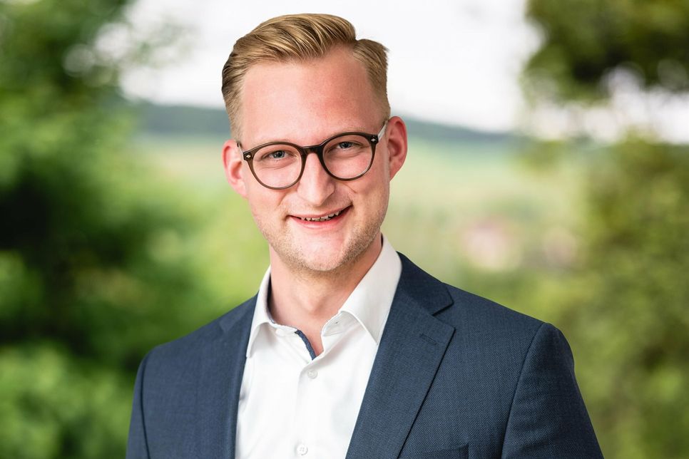 Thomas Barthel ist ebenfalls Jurist und derzeit stellvertretender Amtsleiter am Finanzamt Simmern-Zell.