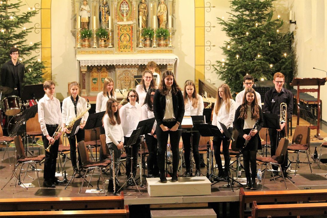 Das Jugendorchester der Musikvereine Dahnen/Dasburg und Daleiden eröffnete Neujahrskonzert in Daleiden. Anschließend spielte das große Orchester. Foto: privat