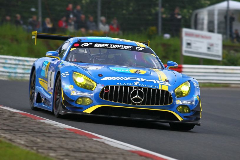 Pole-Position für die Lokalmatadoren aus Meuspath: Black Falcon.