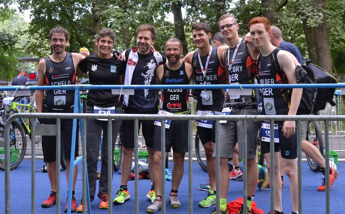 Die vier Schleidener Athleten fühlten sich wohl im deutschen Team. Fotos: privat