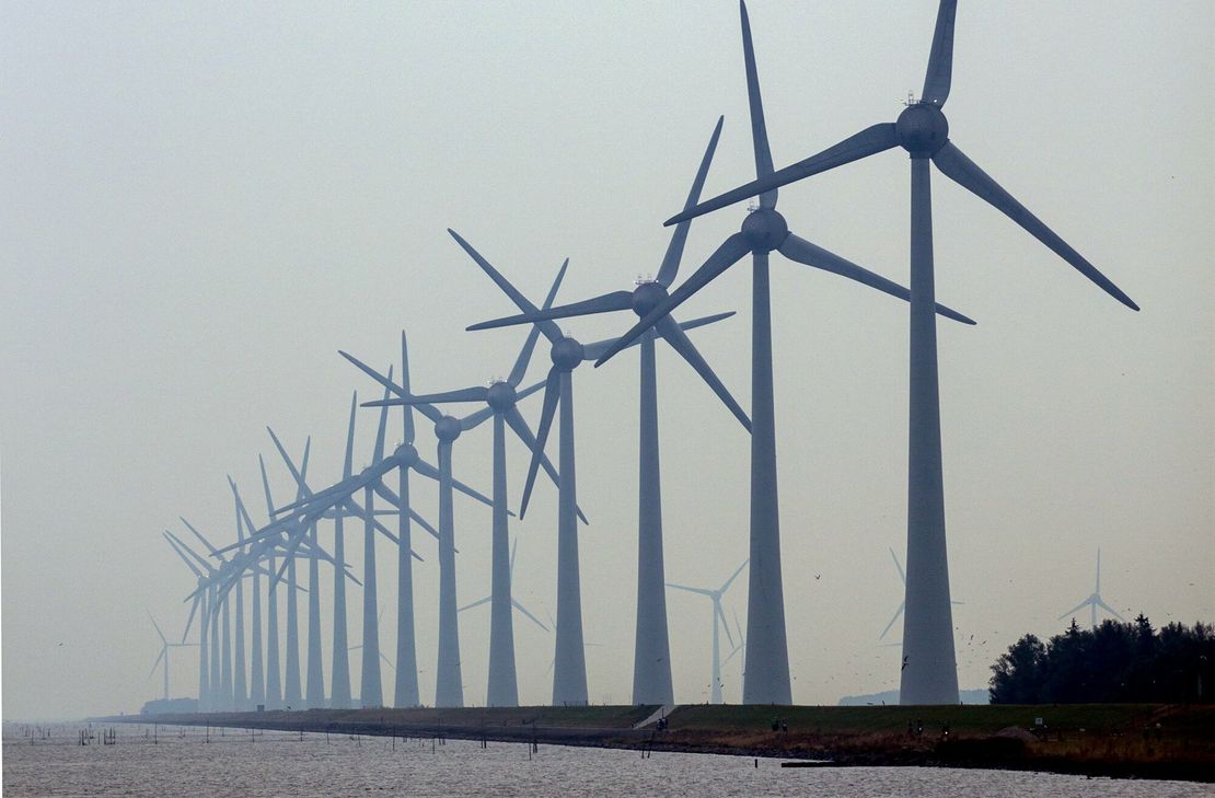 Einen Wertverlust unserer Heimat durch den Neubau von mehr als 100 Windrädern an Nahe und Glan befürchtet die Initiative Soonwald.