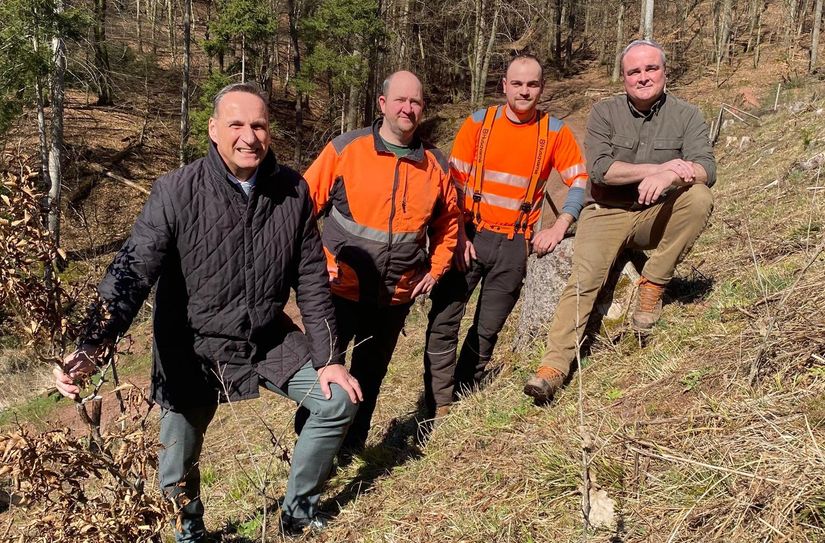Bürgermeister Rodenkirch besuchte die Mitarbeiter des Forstbetriebs der Stadt Wittlich.