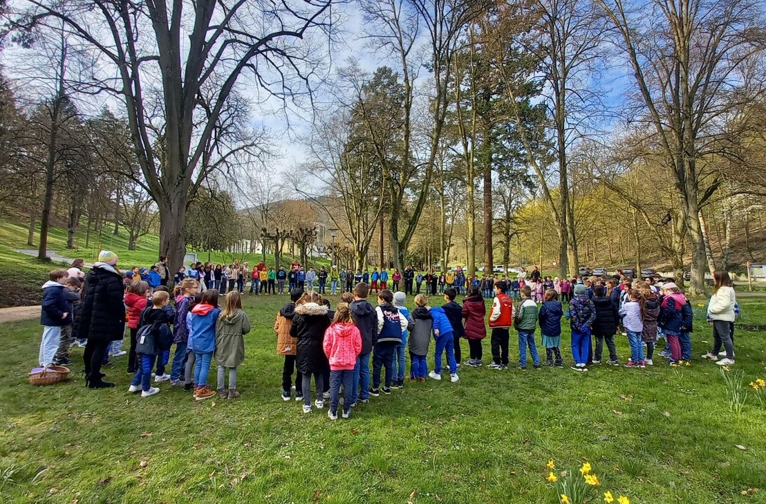 Ostereiersuche im Kurpark.