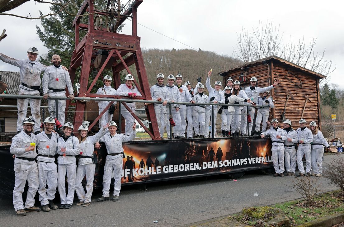 Diese Guppe erinnerte an den ehemaligen Bergbau in Schuld.
