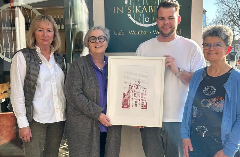 Vorstandsmitglied Uschi Hofmann-Bamberger, Vorsitzende Claudia Jacoby, Inhaber Alexander Groß, 2. Vorsitzende Heike Schrot.