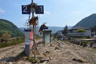 Der zerstörte Bahnhof Dernau nach der Flutkatastrophe im Juli 2021