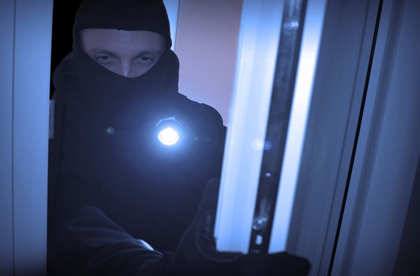 In Fürfeld und Rümmelsheim nahmen Einbrecher am Dienstag Einfamilienhäuser ins Visier - und entkamen unerkannt. Die Polizei bittet um Hinweise aus der Bevölkerung.